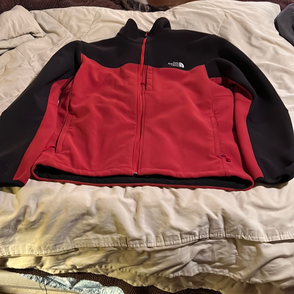 The north face zip up men's jacket EUC size large